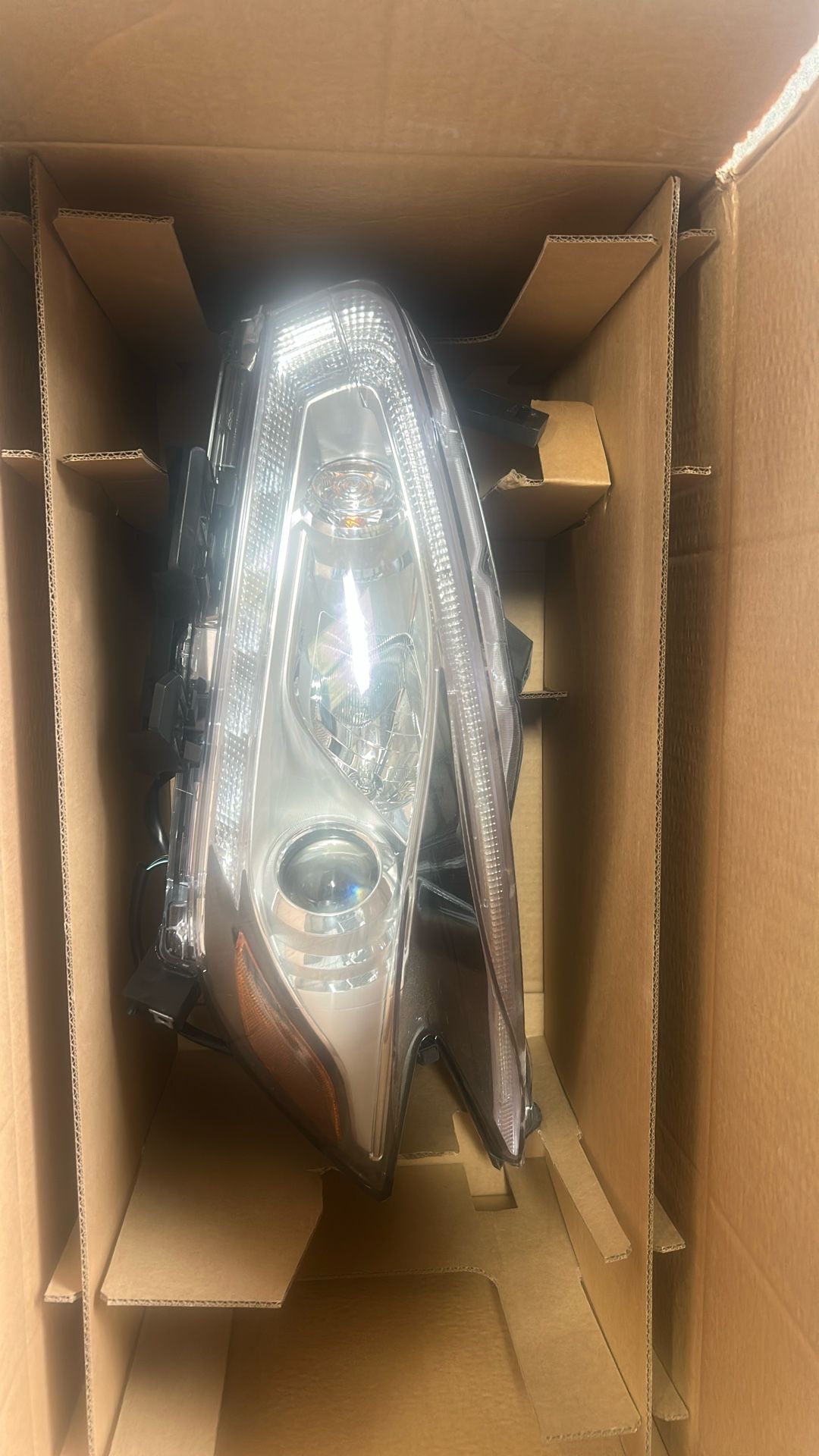 2019 Platinum After Market Nissan Murano Headlight