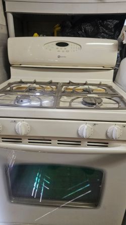 Maytag White Gas Range Stove