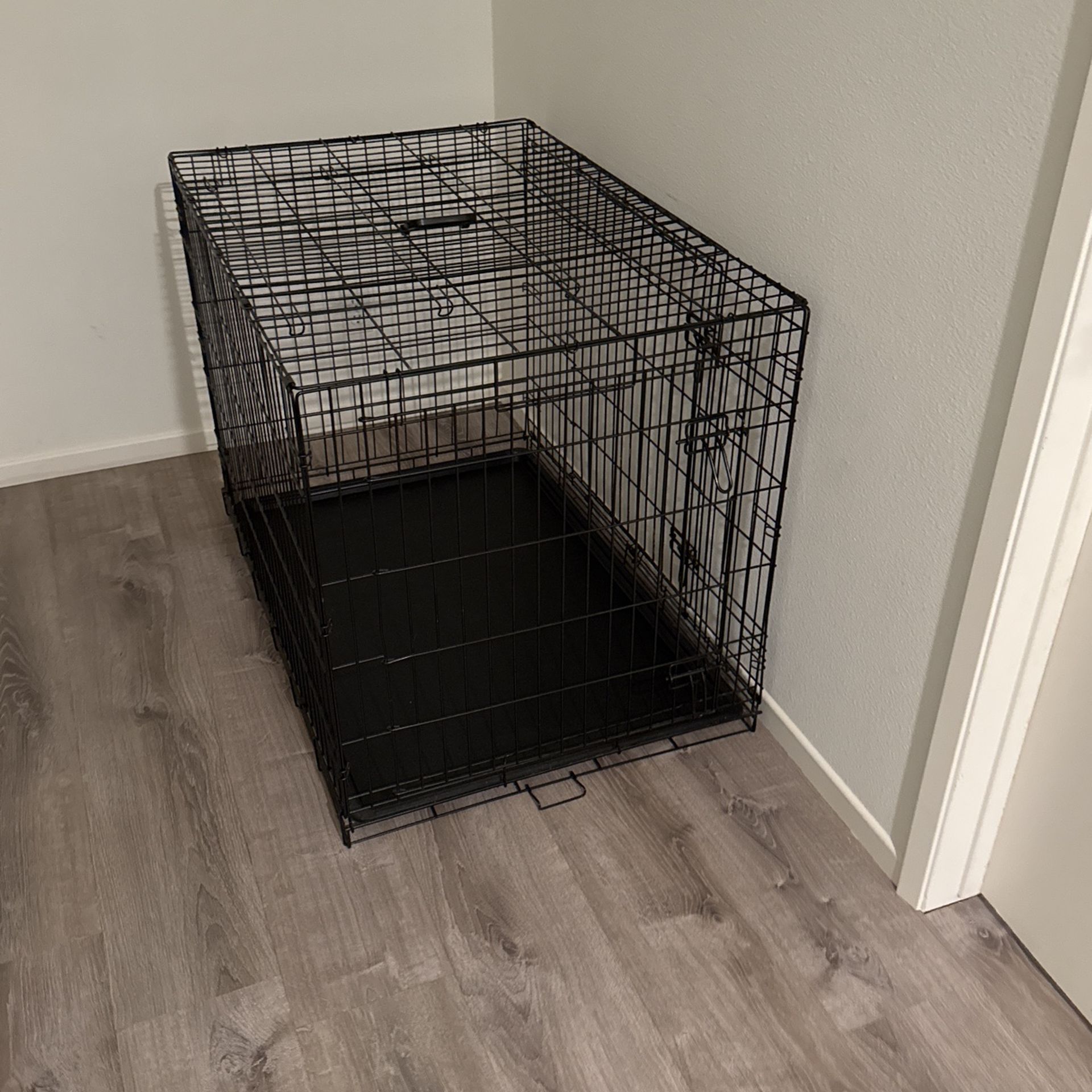 Collapsible Dog Crate