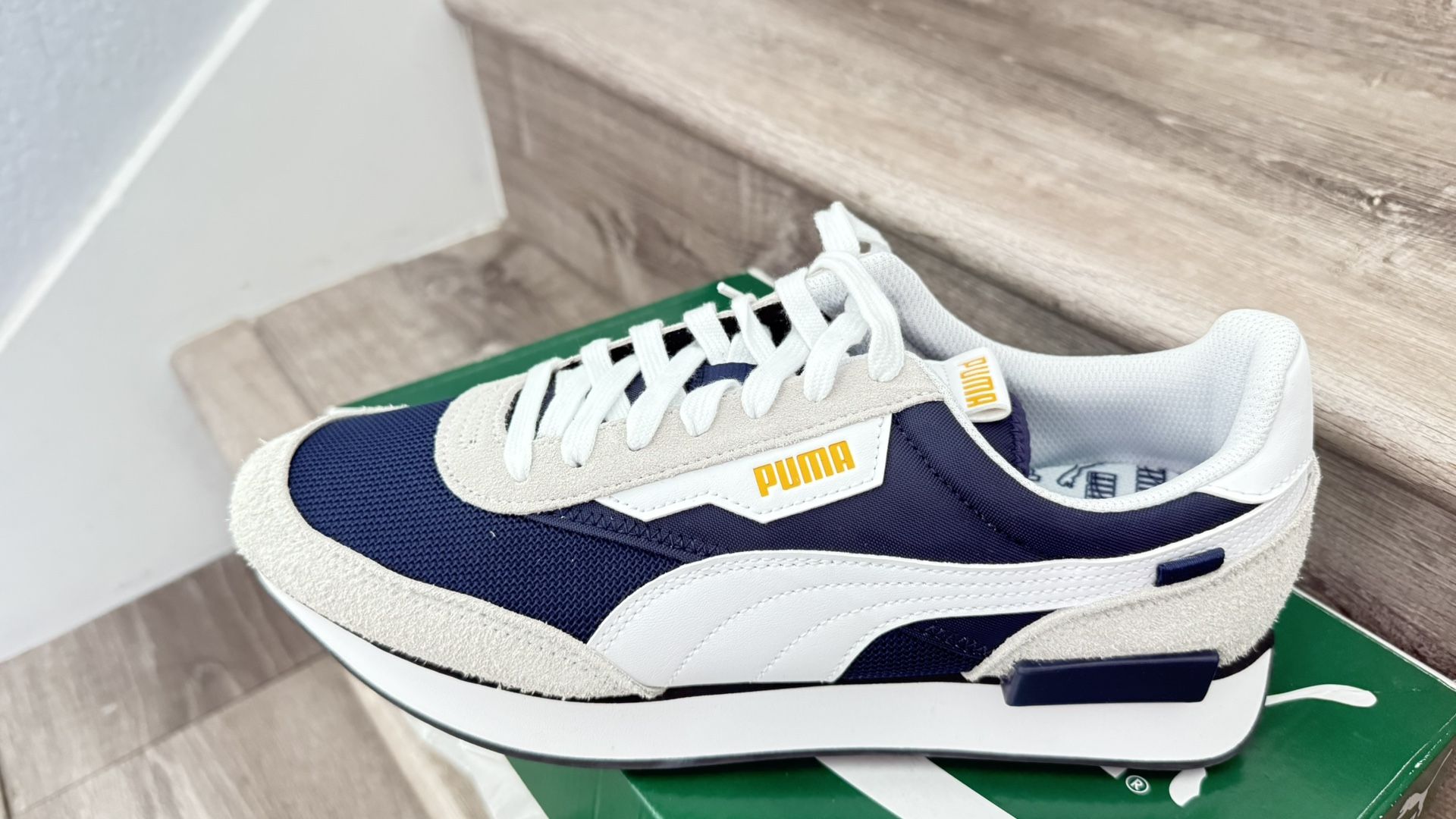 PUMA FOR MEN SIZE 10