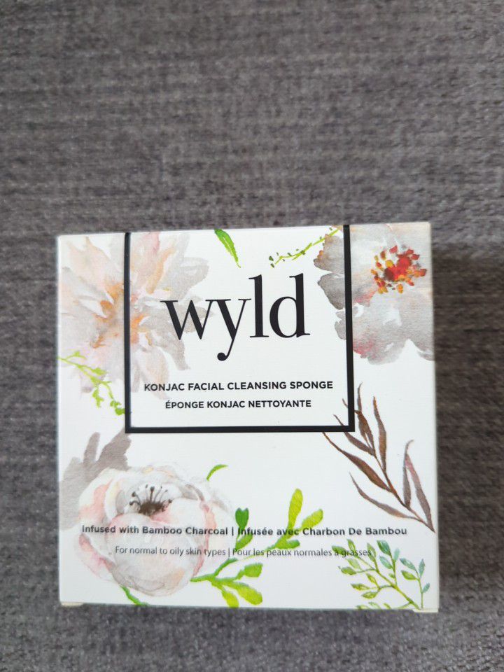 New WYLD Konjac Facial Cleansing Sponge Infused with Bamboo Charcoal