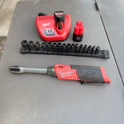 Milwaukee ratchet set