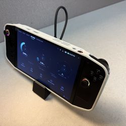 Lenovo Legion Go - 2 TB Storage – Pristine Condition + Extras