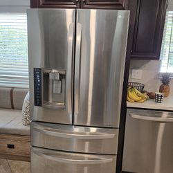 LG Stainless Stell Refrigerator 