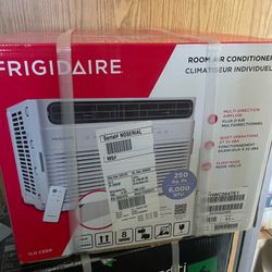 AC - Frigidaire 6,000 BTU Window Air Conditioner covers 250 sq ft