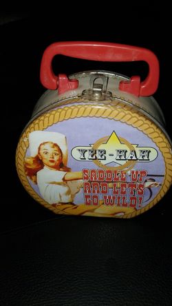 Lunch box. Collectibles. SALE. 4.00