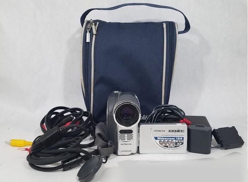 Hitachi DZ BX35A DVD Camcorder