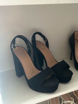 Windsor black “ready to slay” platform heels