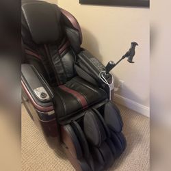 Ogawa Master Drive AI Massage Chair OG-8800 (maroon/black, Works, Tablet Controller Missing) - Good - Lake Como, NJ