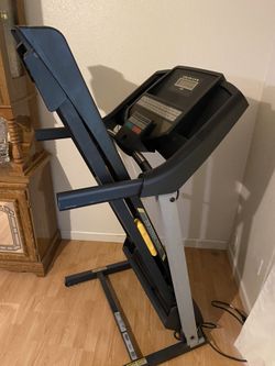 Golds Gym Air Stride Plus Cushioning Treadmill. for Sale in Citrus Heights CA OfferUp