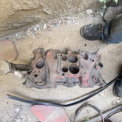Chevy 350 Intake OEM