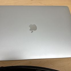 Apple MacBook Pro 2017 (With Touch Bar) New Battery