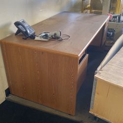 Free Desk Pick Up
