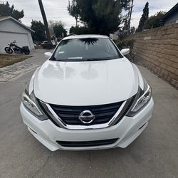 2017 Nissan Altima S 🔥