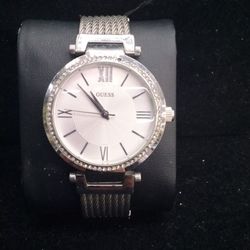 GUESS Women's Stainless Steel Bracelet Watch 36mm U0638L1