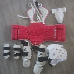 Taekwondo sparring gear set size XS for sale.