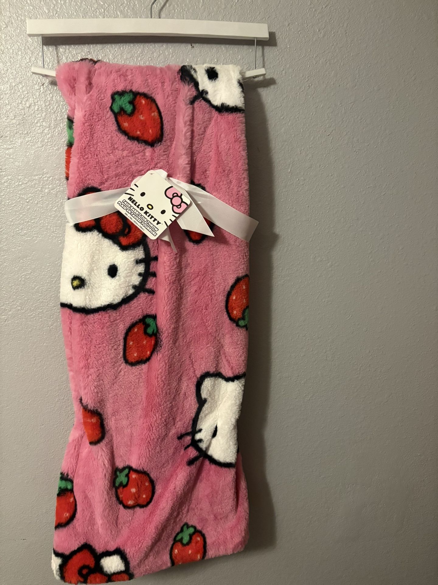 Hello Kitty Strawberry Blanket