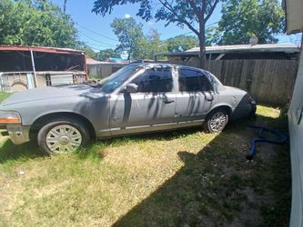 2004 Mercury Grand Marquis