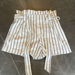Women’s Clothing 