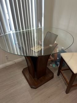Dinning table