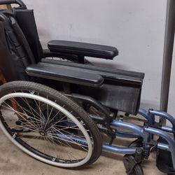 Ultralight Wheelchair 