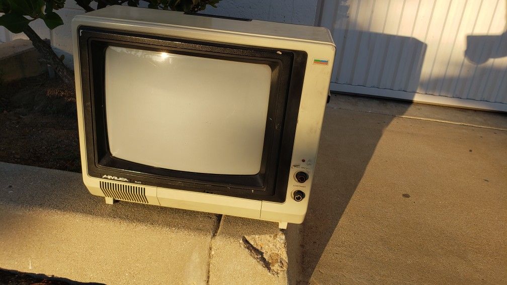 Amdek Color-1 Plus Vintage CRT Computer Monitor