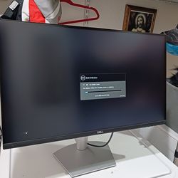 S2721QS  Dell 27 inches.  4K UHD 3840 x  2160  color LED display Monitor.  Good condition.  it has just a very small white point on the down left side