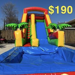 Water Jumper With Slides 