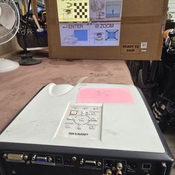 Sharp DLP Projector XR-32X-L