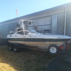 2001 Regal 2100 Lsr