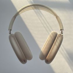 AirPods Max Starlight