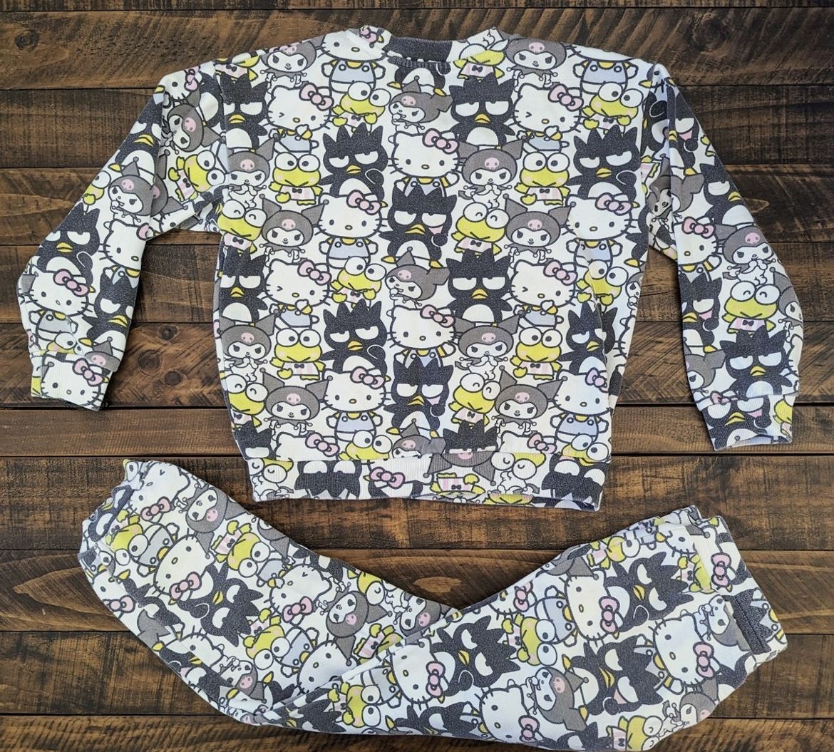 Hello Kitty x Forever 21 Girls Sweatpant Joggers and Sweatshirt