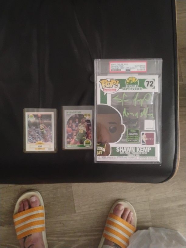 SHAWN KEMP THE RAIN MAN FUNKO POP AND 2 ROOKIE CARDS!