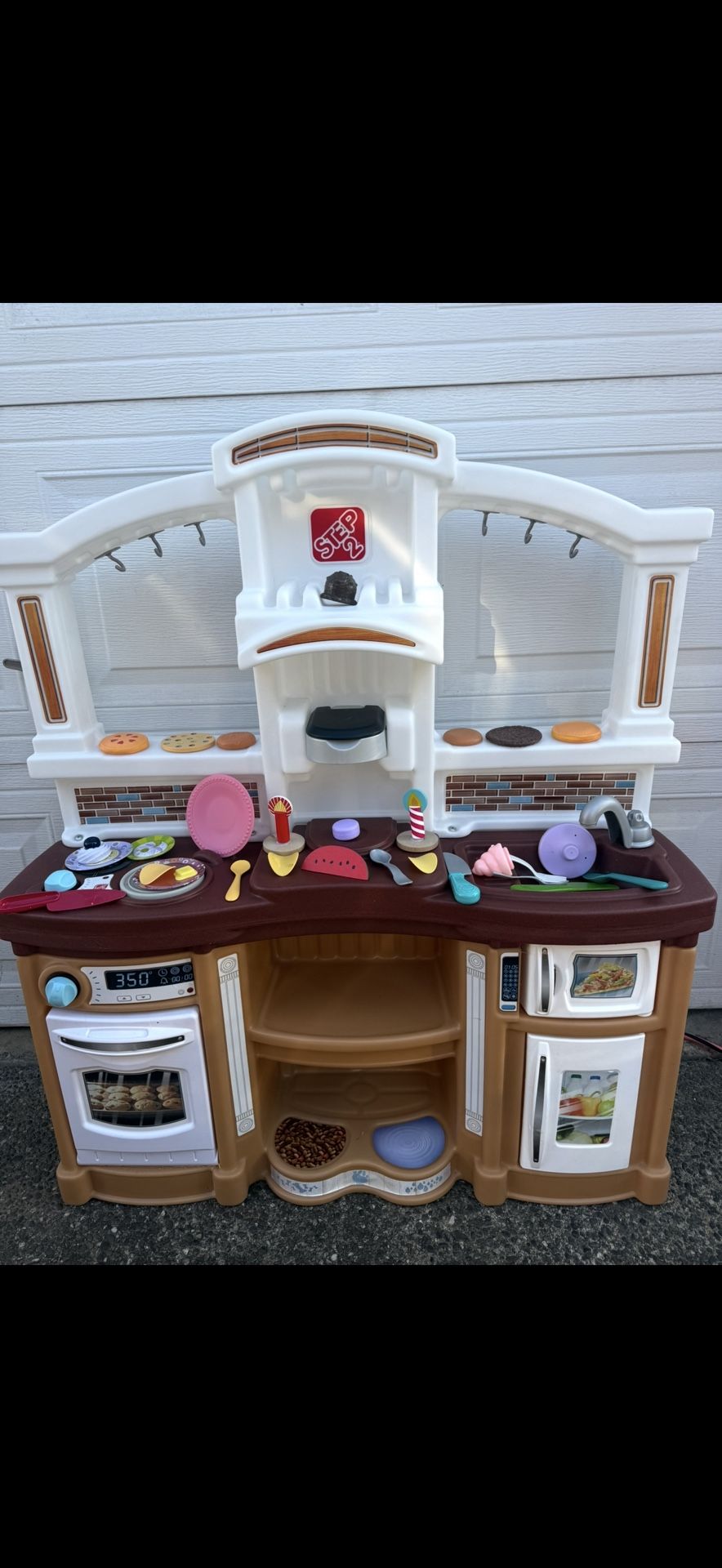 Step2 Kitchen With Stuff