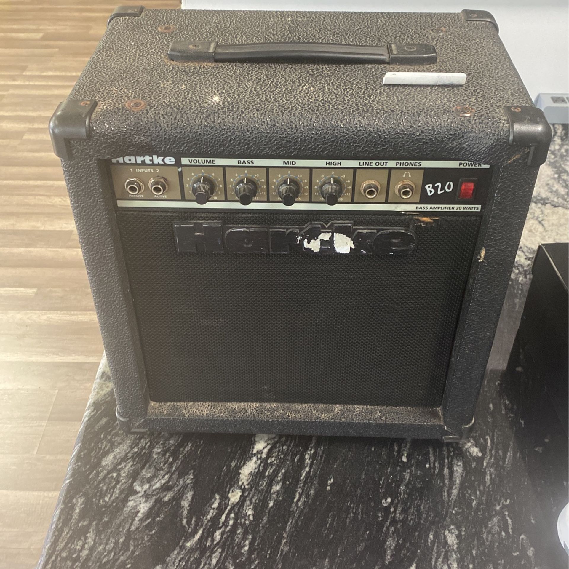 Harkte B20 Bass Amp