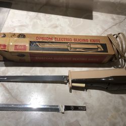 General Electric Slicing Knife $10