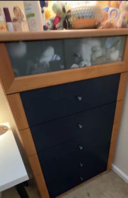 Dresser & Nightstand