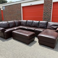 Top Grain Italian Leather Sectional Sofa w/Chaise and Ottoman! ***Free CurbSide Delivery***