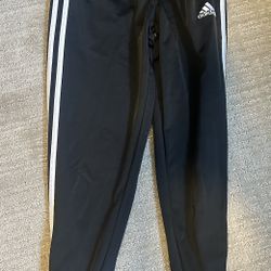 Boys Adidas Pant- M (10/12)