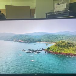 LG TV 42 “ Excellent condidtion