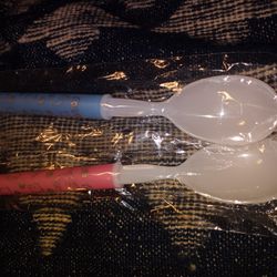 Vintage Hello Kitty Sanrio Big Kitchen Plastic Spoons Tokyo 2002 Blue Or Pink 2 Piece Lot