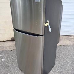 Top Freezer Refrigerator 