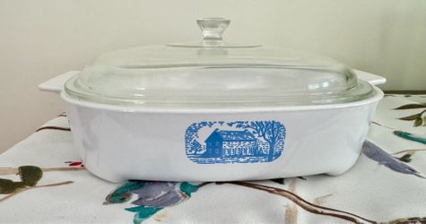 Vintage Corning Ware "Colonial House" pattern browning skillet designed for Amana Radarange microwave ovens.