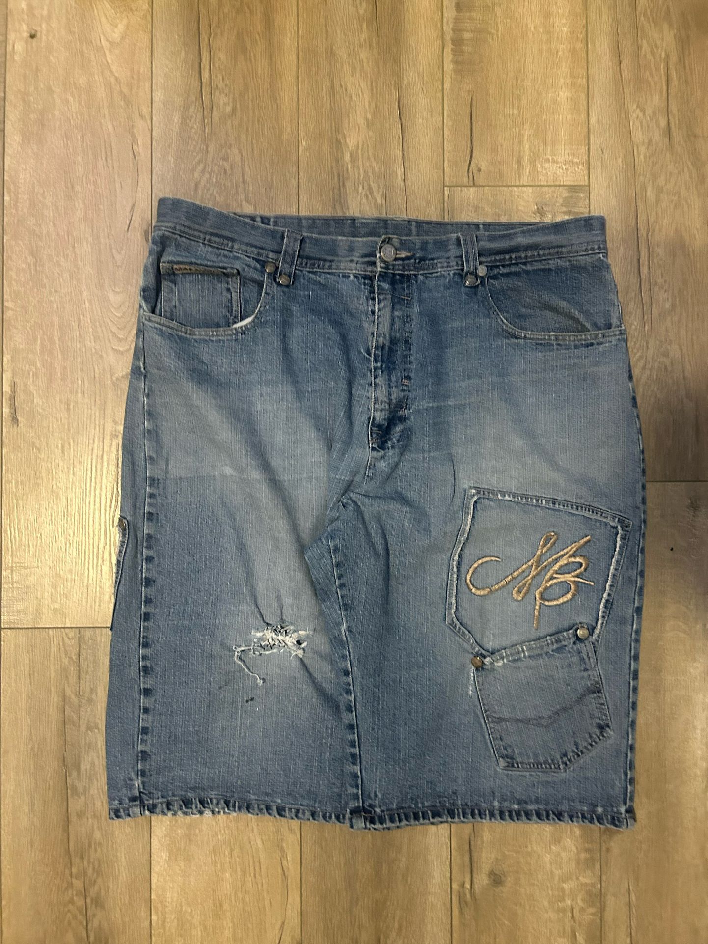 Baggy shorts