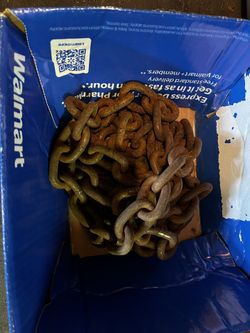 Tow Chains Heavy Duty 20’ W Hooks $45, 9’ No Hooks $20 Cash