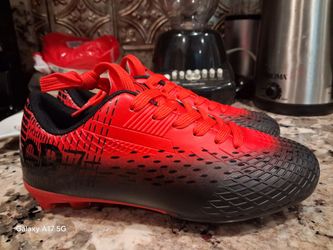 Soccer cleats us size 4.5youth Asking $35 accept zelle