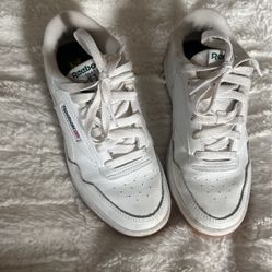 Womens  6.5 Reebok Club C 85 