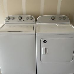 Whirlpool Washer & Dryer (delivery available)