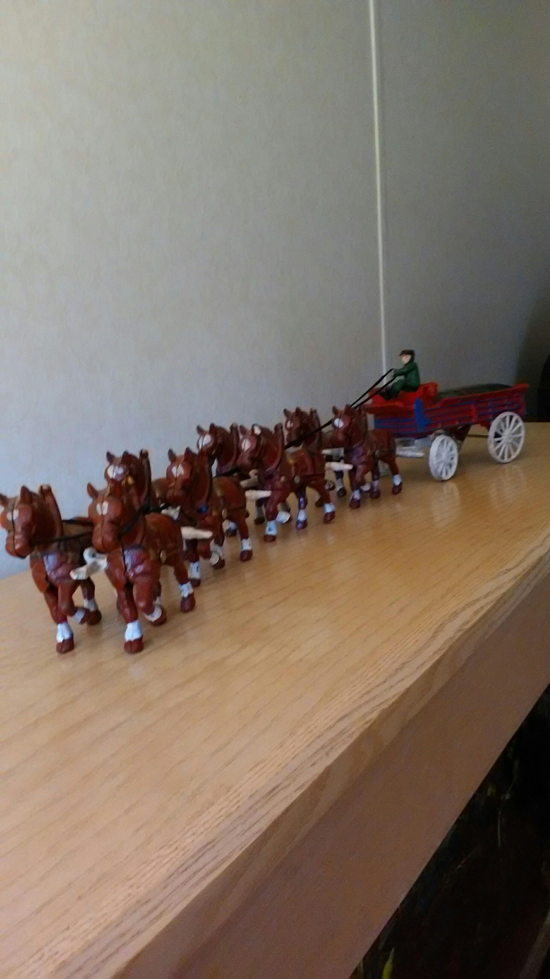 Vintage Cast Iron Budweiser Clydesdale Horse Team & Beer Barrel Wagon w/Driver