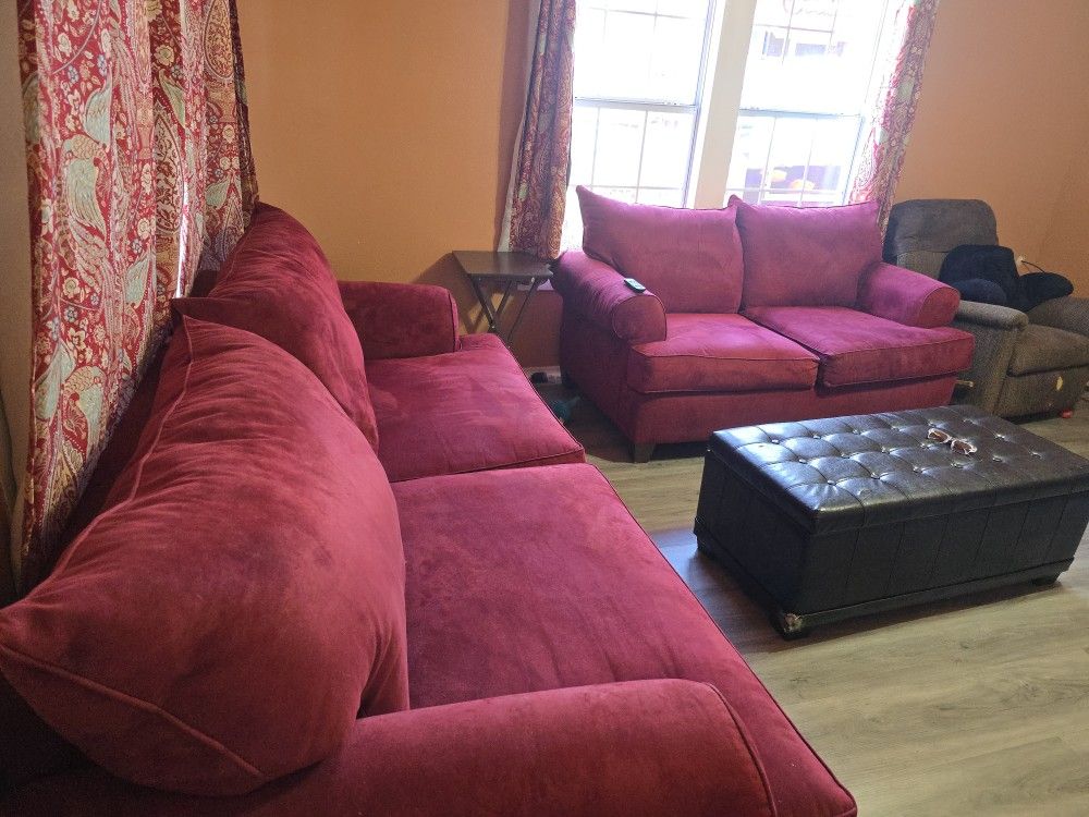 Sofa And Loveseat (Baytown)